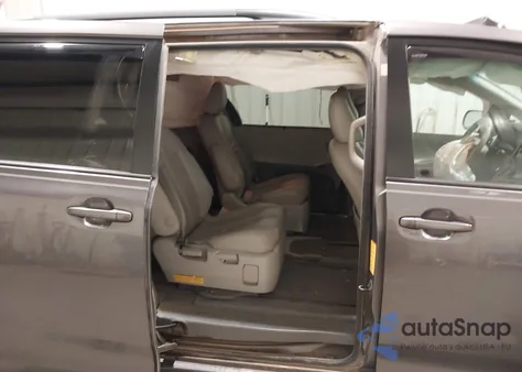 2011 Toyota Sienna Xle from USA, damaged, VIN 5TDDK3DC6BS013627